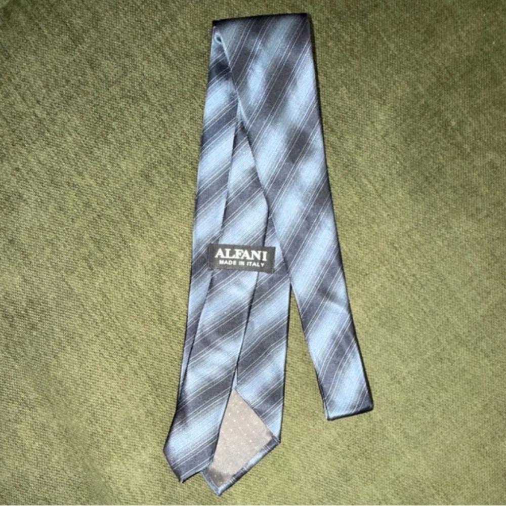 Alfani Navy and Gray Patterned Tie